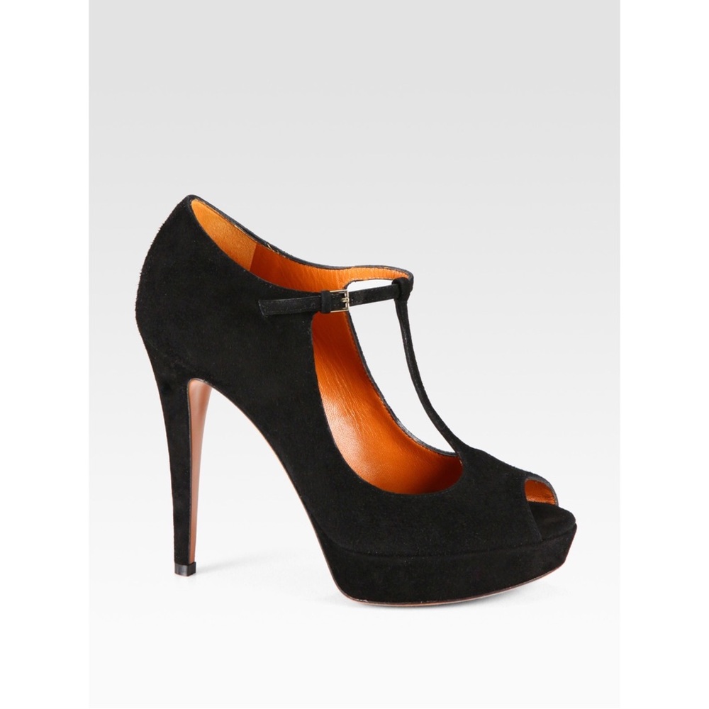 Gucci Betty Suede T-Strap Pumps! [Black Size: 9] *Great Pre-Owned Condition*
